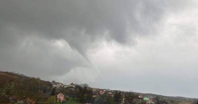 Разрушительный торнадо пронесся недалеко от Ужгорода: фото