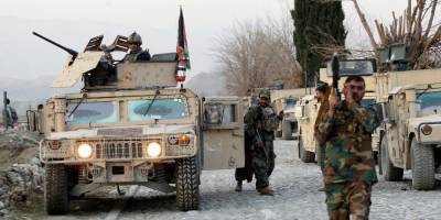 Власти Афганистана требуют от США выйти из страны, оставив технику и оружие