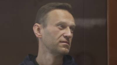 Навальный решил выйти из голодовки