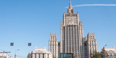 Литва, Латвия и Эстония поддерживает Чехию высылкой дипломатов РФ - Кремль готовит зеркальные меры - ТЕЛЕГРАФ