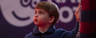 Принц Уильям и Кейт Миддлтон показали подросшего сына Луи