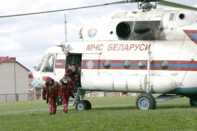 Авиаторы МЧС доставили ребенка с ожогами из Мстиславля в столицу в специальном аэромодуле (+видео)