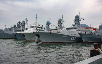 РФ вернула на базы корабли после учений в Крыму