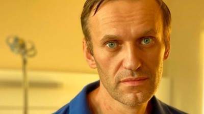 Навальный решил остановить голодовку