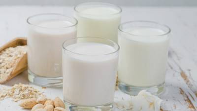 "Общественный контроль" проверил качество пастеризованного молока в Петербурге