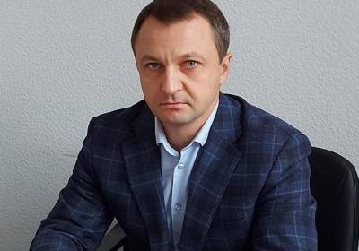 Тарас Креминь пригрозил потерей мандата депутатам, говорящим по-русски