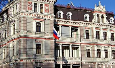 Латвия, Литва и Эстония вышлют российских дипломатов из солидарности с Чехией