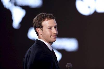 Цукерберг в этом году продал акций Facebook на 1 млрд