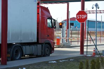 Минск ответил на санкции запретом на ввоз товаров из зарубежных стран