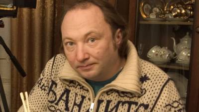 Жена Юрия Гальцева разрешила юмористу жить с молодой любовницей