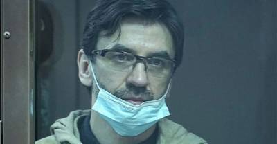 Экс-министр Абызов доставлен в больницу СИЗО с пневмонией