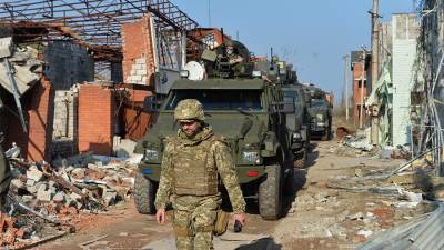 МИД РФ констатировал стягивание Киевом вооружения к границам ЛНР и ДНР
