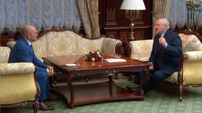 Депутата могут исключить из «Слуг народа» из-за встречи с Лукашенко