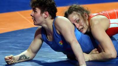 Хорошавцева завоевала золото чемпионата Европы по борьбе