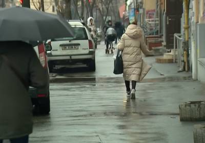 Заморозки с мокрым снегом: синоптики обещают аномальную погоду в Украине 24 апреля