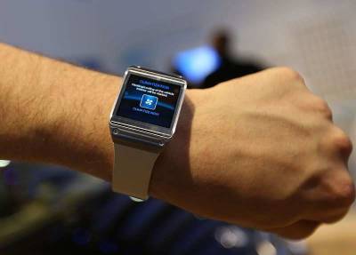 Samsung одновременно обновила старые "умные" часы Galaxy Watch и Galaxy Watch 3