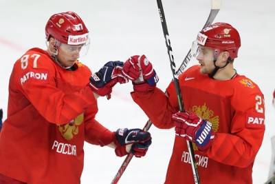 Российские хоккеисты обыграли белорусов в матче Евровызова