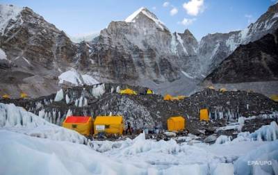 Болезнь на высоте. СОVID добрался до Эвереста - korrespondent.net - Норвегия - Непал - Катманду