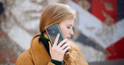 Компания Lenovo возобновляет поставки смартфонов в Россию
