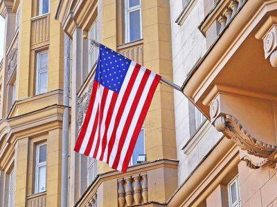 Президент ограничил найм россиян в посольства "недружественных стран"
