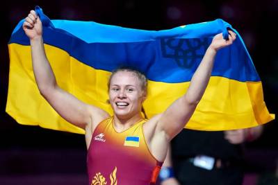 Белинская и Коляденко выиграли чемпионат Европы по борьбе