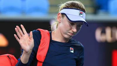 Александрова проиграла Халеп в четвертьфинале турнира в Штутгарте
