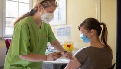 В Италии уже более 4 миллионов человек получили две дозы вакцины