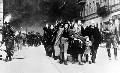 Восстание в Варшавском гетто: лучше погибнуть в бою, чем дать себя гнать, как скот на убой (Polskie Radio)