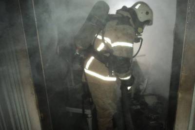 Один человек погиб и трое спасены из горящего жилого дома в Железнодорожном районе Читы