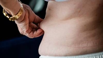 Мясников назвал самые опасные жировые отложения в теле человека