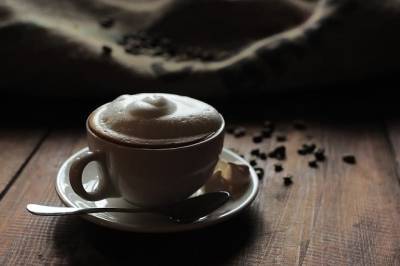 Ученые представили подробные результаты исследования по влиянию кофе на работу мозга и мира