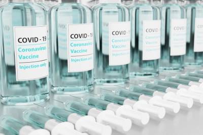 СМИ: китайскую вакцину-спрей от COVID-19 выпустят через два года