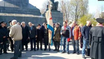 В Крыму устроили массовое празднование дня рождения Ленина в карантин