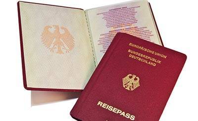Лицам, пострадавшим от преследования нацистами, и их потомкам будет легче получить немецкий паспорт