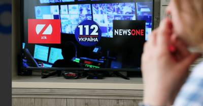 YouTube заблокировал страницы "медведчуковских" каналов ZiK, NewsOne и 112 (фото)