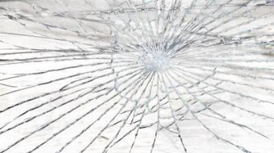 Двое кузнечан разбили стекла в чужой машине из-за нравоучений - penzainform.ru - район Кузнецкий