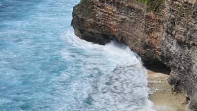 Исчезнувшая подлодка ВМС Индонезии обнаружена около острова Бали