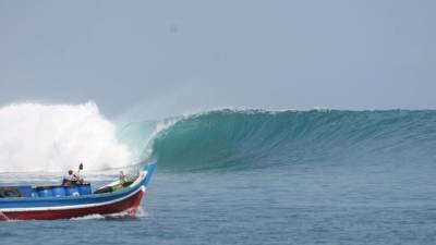 Спасатели обнаружили исчезнувшую подлодку ВМС Индонезии у берегов Бали