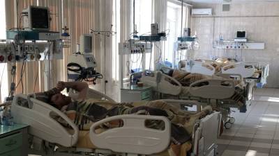 Десятки пациентов с COVID-19 умерли за одну ночь в индийской больнице