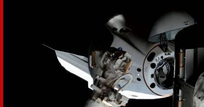 Crew Dragon пристыковался к МКС с четырьмя астронавтами