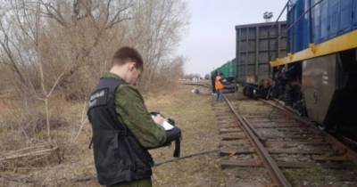 В Челябинской области семь вагонов сошли с рельсов