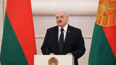 Лукашенко анонсировал подписание декрета президента о переходе власти