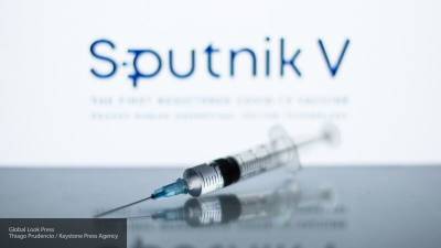 Доверяю только "Спутнику V": жители Украины массово отказываются от вакцинации