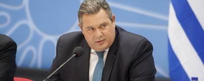 Бывший министр обороны Греции привился «Спутником V»