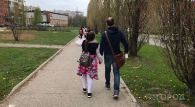 Путинские выплаты на школьников получат и родители будущих первоклассников