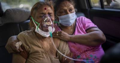 В Индии 25 человек с коронавирусом умерли из-за нехватки кислорода в больнице