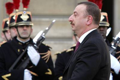 Алиев назвал исторической ошибкой признание геноцида армян Байденом