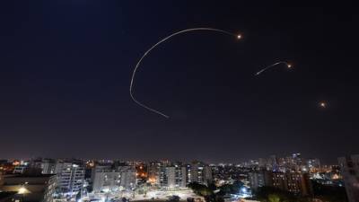 Система "Железный купол" сбила ракету из Газы над Сдеротом