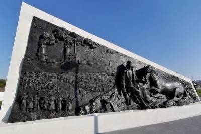 Русский исход: в Севастополе открыли мемориал в память об окончании Гражданской войны