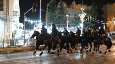 Беспорядки в Иерусалиме: полиция применила светошумовые гранаты